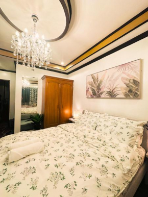 Casa de Nuevo Comfy, Central and Netflix